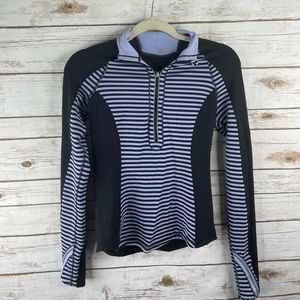 Lululemon pull over💜